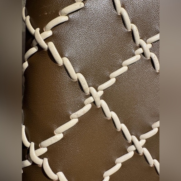 Tory Burch Brown and Cream Quilted Shoulder Bag - Picture 4 of 14